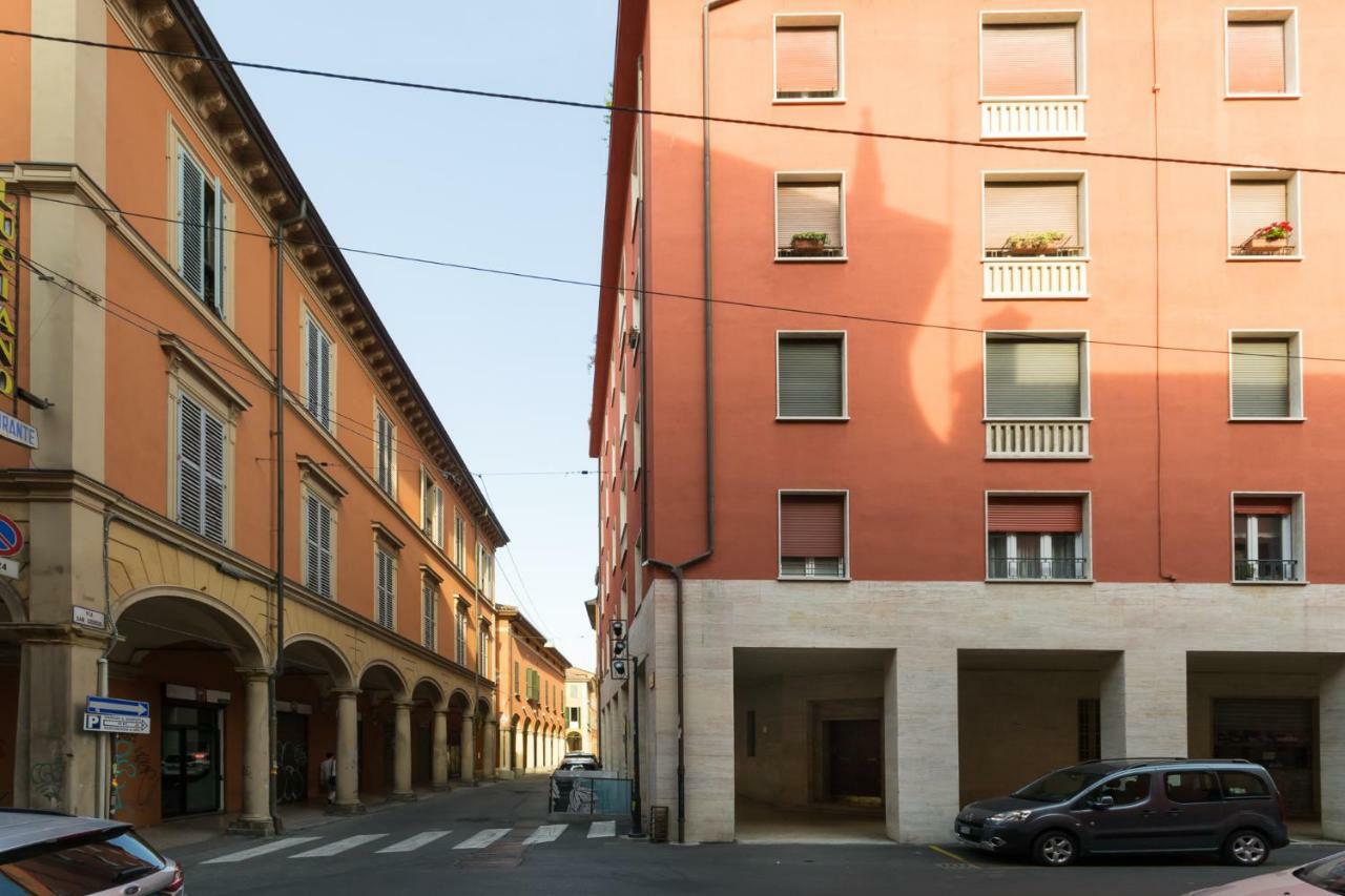 Housmart Nazario Sauro 15 Apartment Bologna Exterior foto